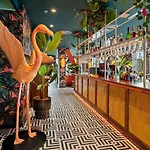 Hotell Corendon New-west, A Tribute Portfolio