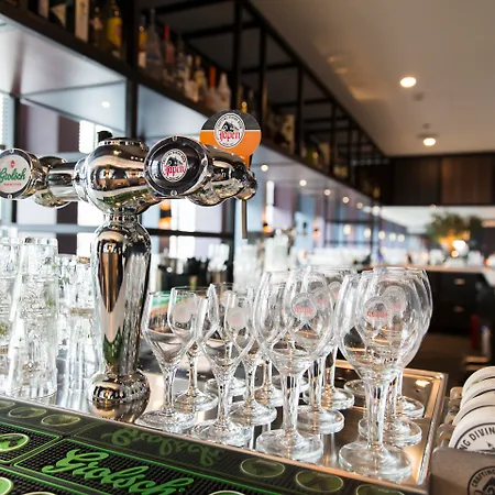 Corendon New-west, A Tribute Portfolio