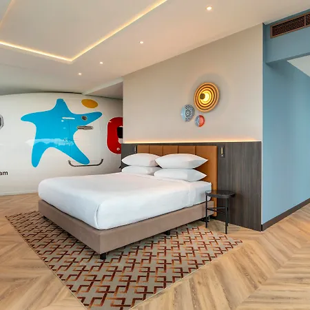 Corendon New-west, A Tribute Portfolio Hotel