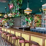 Corendon New-west, A Tribute Portfolio 4*