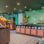 Corendon New-west, A Tribute Portfolio Ámsterdam