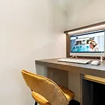 Corendon New-west, A Tribute Portfolio Otel Amsterdam