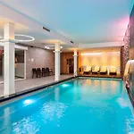 Corendon New-west, A Tribute Portfolio 4* Ámsterdam