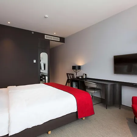 Corendon New-west, A Tribute Portfolio 4*