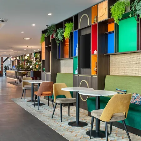 Corendon New-west, A Tribute Portfolio 4* Ámsterdam