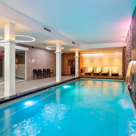 Corendon New-west, A Tribute Portfolio 4* Ámsterdam