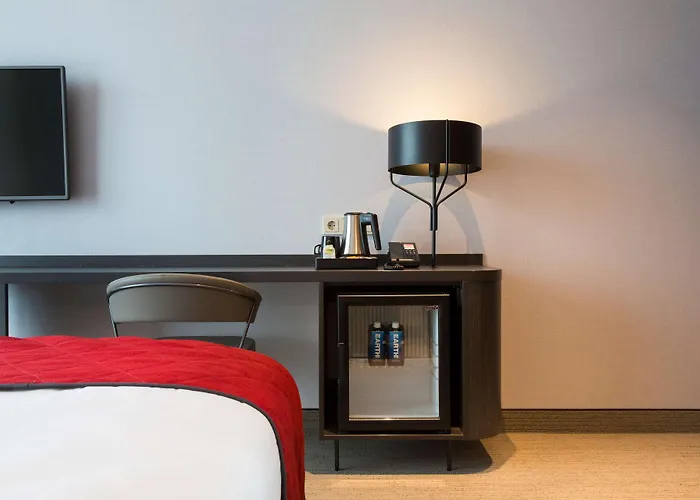 Corendon New-west, A Tribute Portfolio Hotel 4*