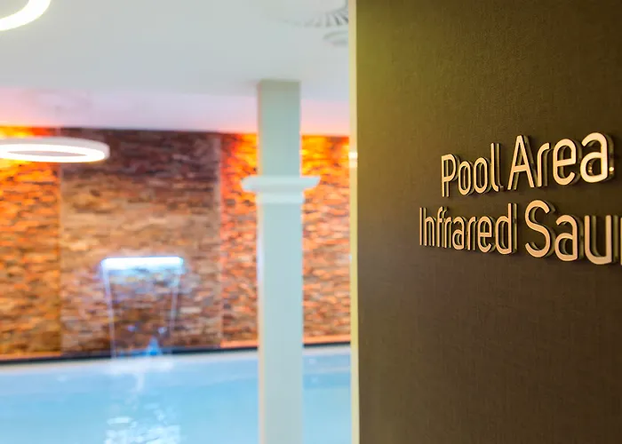 Hotel Corendon New-west, A Tribute Portfolio