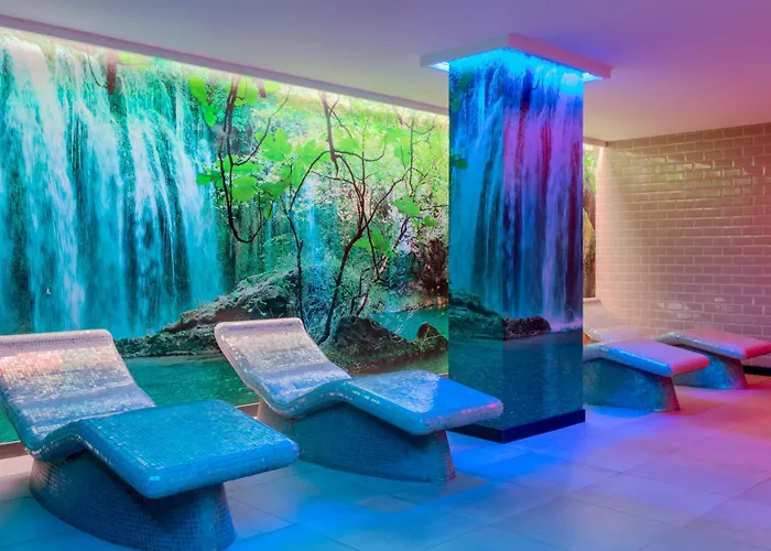 Corendon New-west, A Tribute Portfolio Hotel