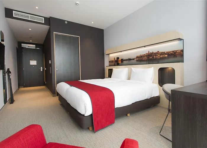 Hotel Corendon New-west, A Tribute Portfolio