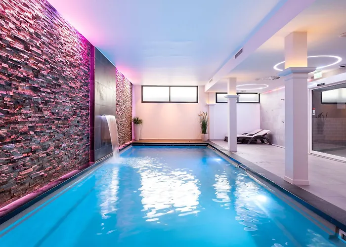 מלון Corendon New-west, A Tribute Portfolio