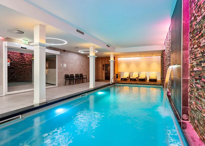 Corendon New-west, A Tribute Portfolio 4* Amsterdam