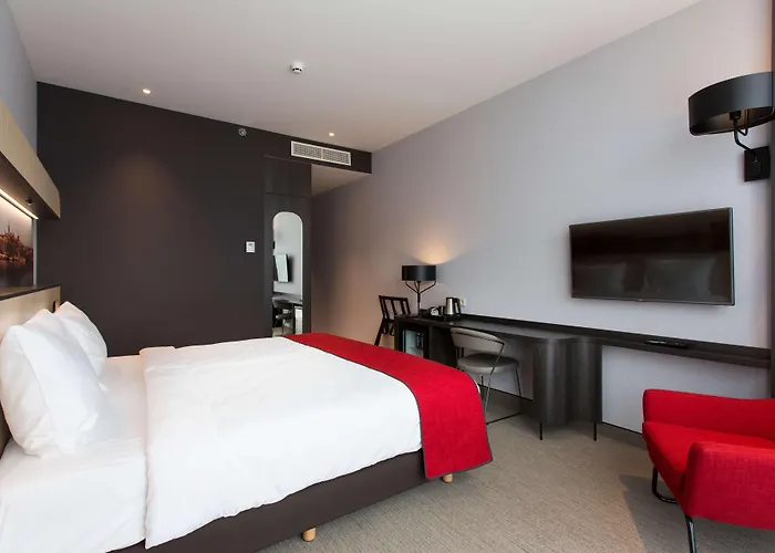 Corendon New-west, A Tribute Portfolio 4*