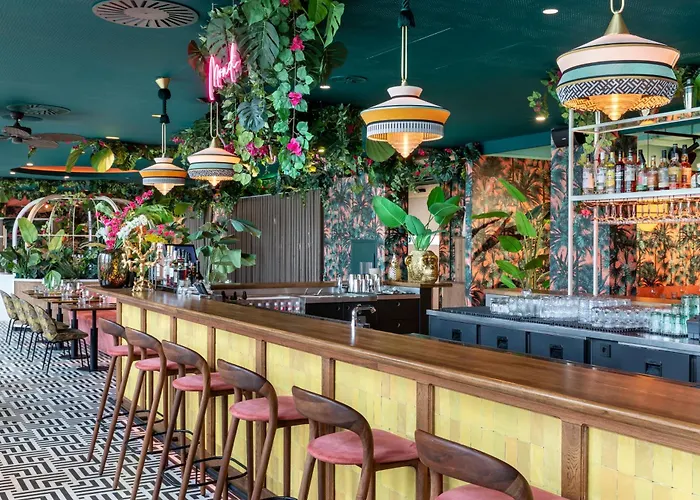 Corendon New-west, A Tribute Portfolio 4*