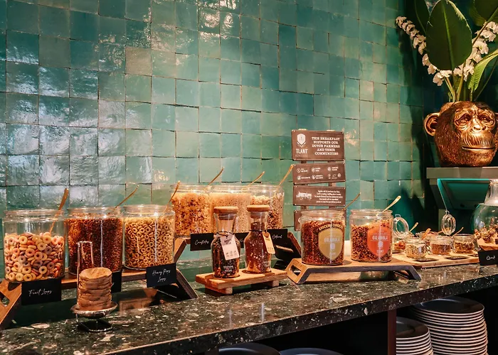 Corendon New-west, A Tribute Portfolio אמסטרדם