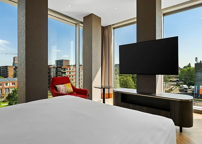 Corendon New-west, A Tribute Portfolio 4* אמסטרדם