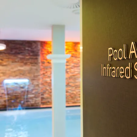 Ξενοδοχείο Corendon New-west, A Tribute Portfolio